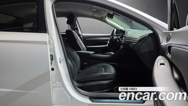 Hyundai Sonata (DN8) 2.0 Premium 2021 — фото 26