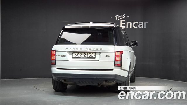 Land Rover Range Rover (IV) 4.4 SDV8 Vogue SE DIESEL 2016 — фото 4
