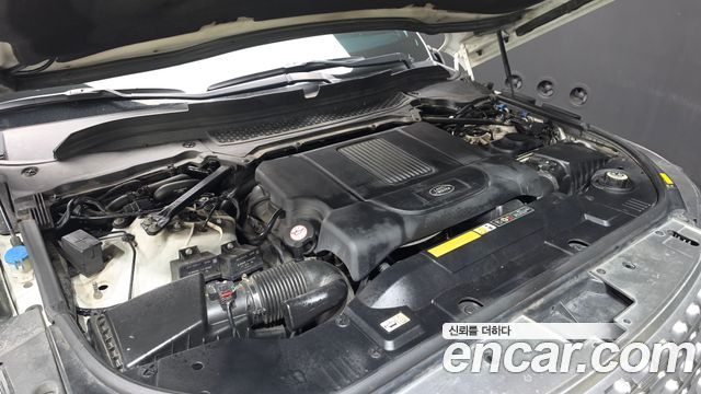 Land Rover Range Rover (IV) 4.4 SDV8 Vogue SE DIESEL 2016 — фото 6