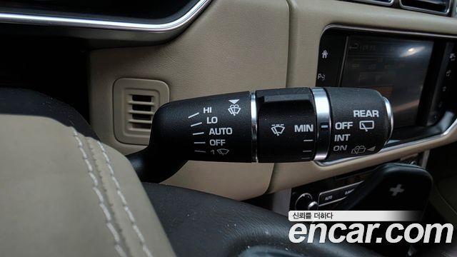 Land Rover Range Rover (IV) 4.4 SDV8 Vogue SE DIESEL 2016 — фото 30
