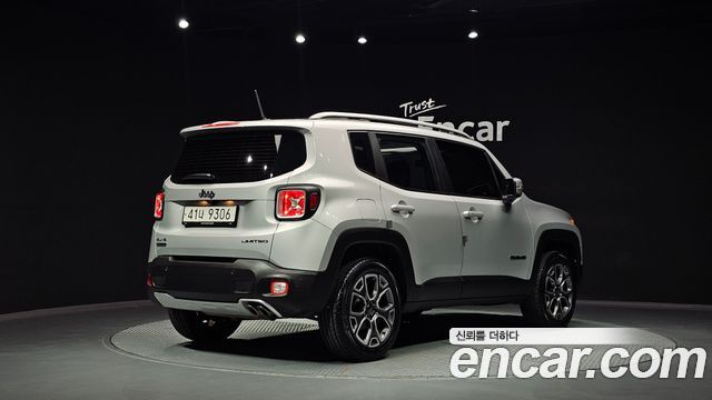 Jeep Renegade 2.0 Diesel Limited AWD 2017 — фото 2