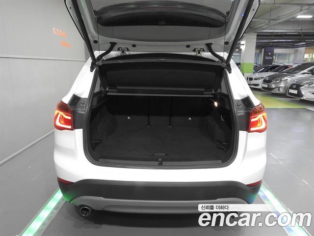 BMW X1 (F48) xDrive 20d 2016 — фото 6