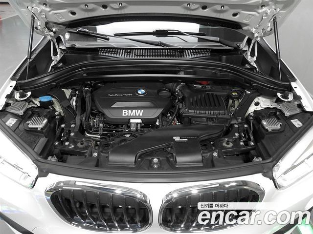 BMW X1 (F48) xDrive 20d 2016 — фото 7