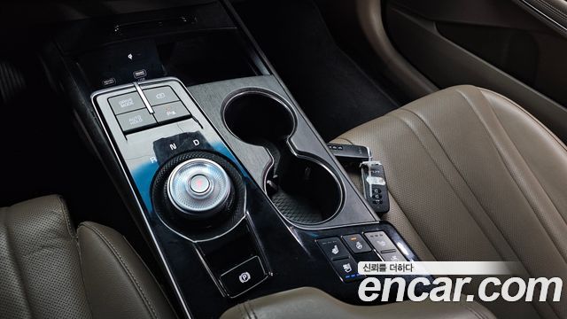 Kia K8 Hybrid Noblesse 2022 — фото 9