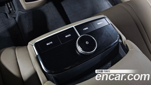 Kia K8 Hybrid Noblesse 2022 — фото 31