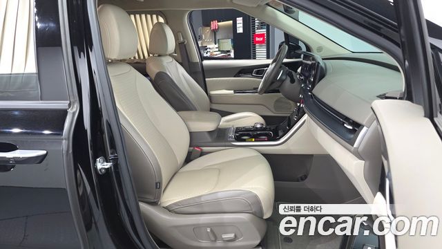 Kia Carnival (IV) Gasoline 4-Seater Hi-Limousine Signature 2023 — фото 11