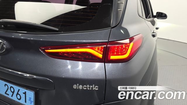 Hyundai Kona Electric Premium 2019 — фото 23