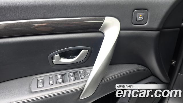 Renault Korea SM7 Nova LPLI 2.0 LPe Disabled 2018 — фото 27