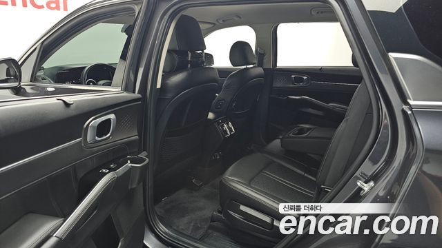 Kia Sorento (IV) Diesel 2.2 2WD Noblesse 2023 — фото 12