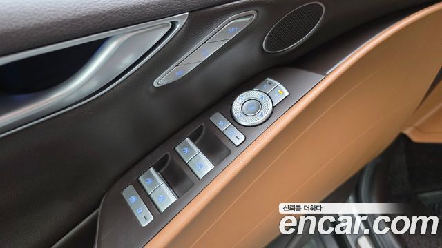Genesis G80 (RG3) Gasoline 2.5 Turbo AWD 2022 — фото 13