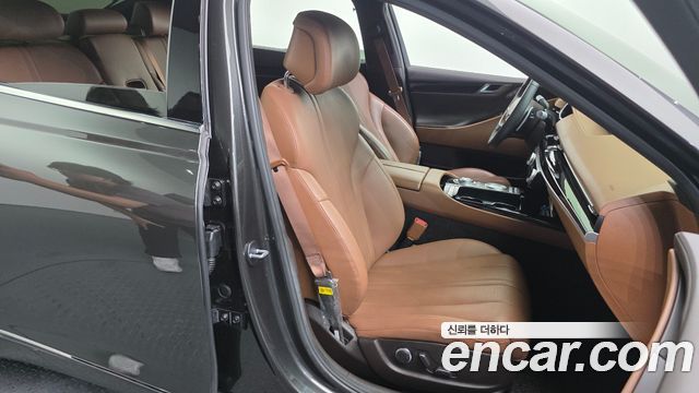 Genesis G80 (RG3) Gasoline 2.5 Turbo AWD 2022 — фото 26