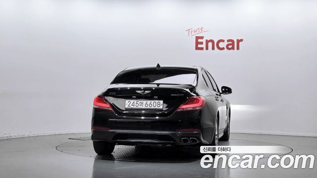 Genesis G70 2.2D AWD Advanced 2018 — фото 4