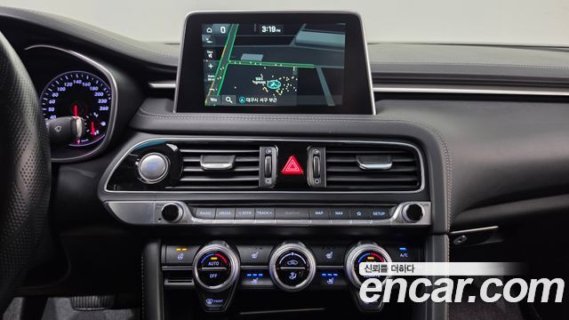 Genesis G70 2.2D AWD Advanced 2018 — фото 18
