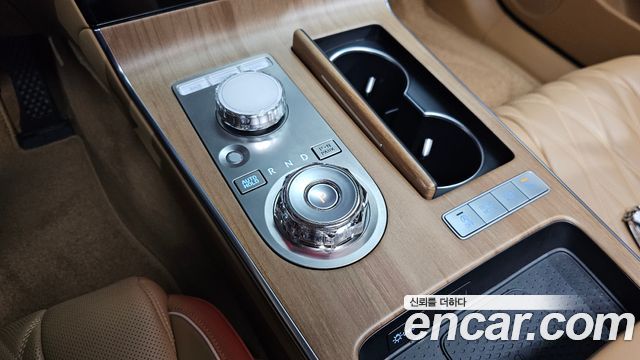 Genesis G80 (RG3) Gasoline 2.5 Turbo AWD 2025 — фото 9