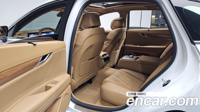 Genesis G80 (RG3) Gasoline 2.5 Turbo AWD 2025 — фото 12