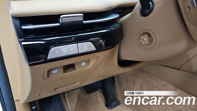 Genesis G80 (RG3) Gasoline 2.5 Turbo AWD 2025 — фото 14
