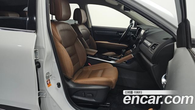 Renault Korea QM6 2.0 LPe RE Signature 2WD 2022 — фото 10