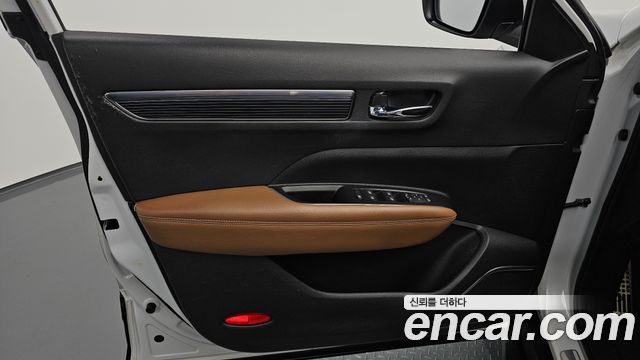 Renault Korea QM6 2.0 LPe RE Signature 2WD 2022 — фото 24