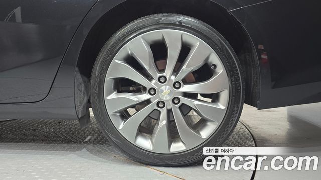 Chevrolet Malibu 1.5 Turbo LTZ 2017 — фото 21