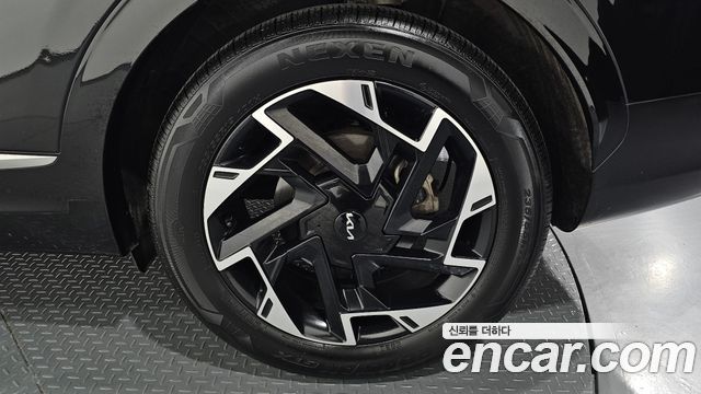 Kia Sportage (V) Gasoline 1.6 Turbo 2WD Prestige 2022 — фото 21