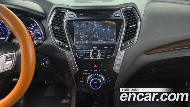 Hyundai Santa Fe (DM) Diesel(e-VGT) 2.0 2WD Exclusive 2013 — фото 13
