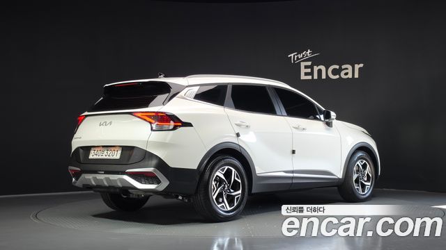 Kia Sportage (V) Diesel 2.0 2WD Prestige 2022 — фото 2