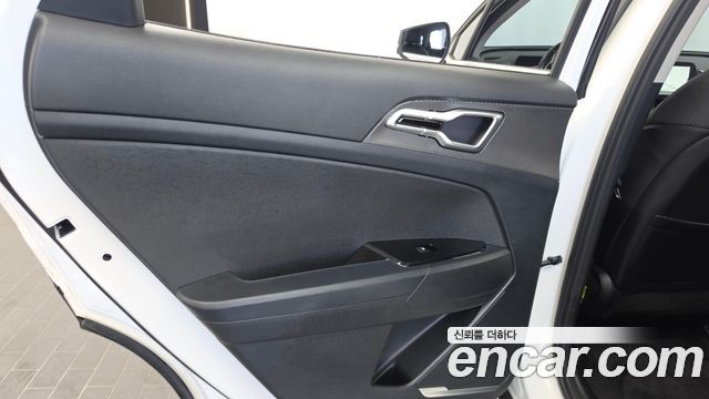 Kia Sportage (V) Diesel 2.0 2WD Prestige 2022 — фото 25