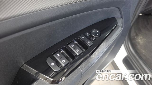 Kia Sportage (V) Diesel 2.0 2WD Prestige 2022 — фото 27