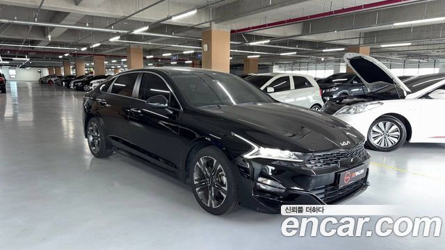Kia K5 (III) 2.0 Prestige 2022 — фото 1
