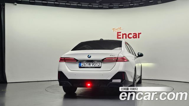 BMW 5 Series (G60) 520i M Sport 2026 — фото 4