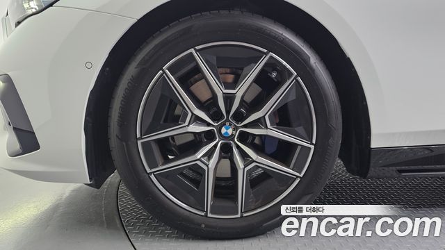 BMW 5 Series (G60) 520i M Sport 2026 — фото 5