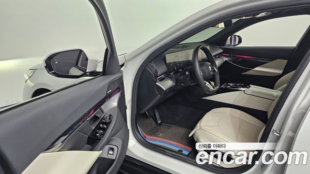 BMW 5 Series (G60) 520i M Sport 2026 — фото 10