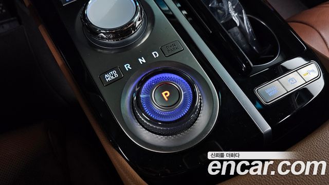 Genesis G80 (RG3) Gasoline 2.5 Turbo AWD 2024 — фото 9