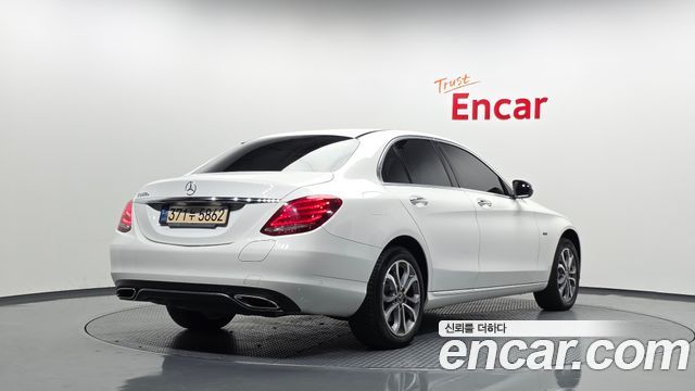 Mercedes-Benz C-Class (W205) C350e 2018 — фото 2