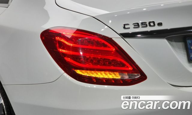 Mercedes-Benz C-Class (W205) C350e 2018 — фото 23