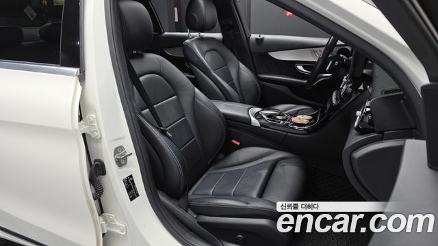 Mercedes-Benz C-Class (W205) C350e 2018 — фото 26