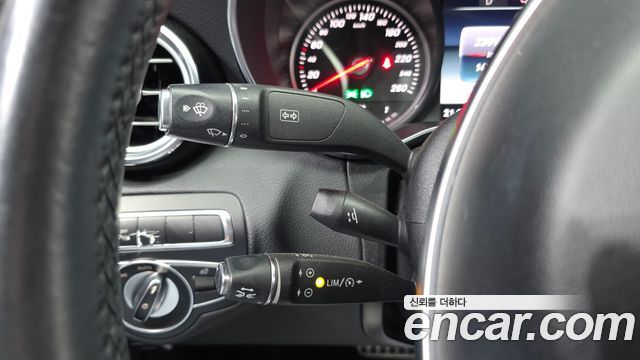 Mercedes-Benz C-Class (W205) C350e 2018 — фото 27