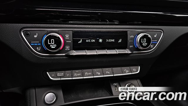 Audi Q5 (FY) 40 TDI Quattro Premium 2021 — фото 35