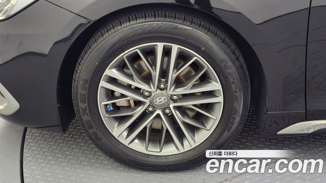 Hyundai Grandeur (IG) 2.4 Premium 2018 — фото 5