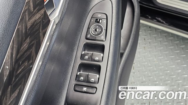Hyundai Grandeur (IG) 2.4 Premium 2018 — фото 16