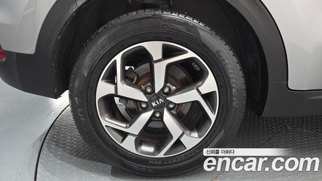 Kia Sportage The Bold Diesel 2.0 2WD Trendy 2020 — фото 5