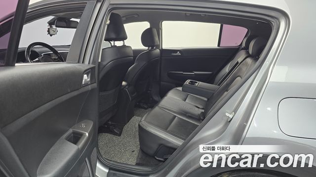 Kia Sportage The Bold Diesel 2.0 2WD Trendy 2020 — фото 11