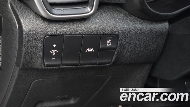 Kia Sportage The Bold Diesel 2.0 2WD Trendy 2020 — фото 16