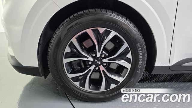Kia Carnival (IV) Gasoline 9-Seater Prestige 2021 — фото 5