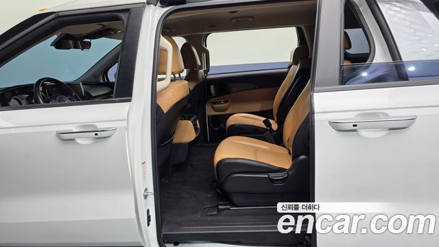Kia Carnival (IV) Gasoline 9-Seater Prestige 2021 — фото 11