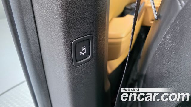 Kia Carnival (IV) Gasoline 9-Seater Prestige 2021 — фото 30