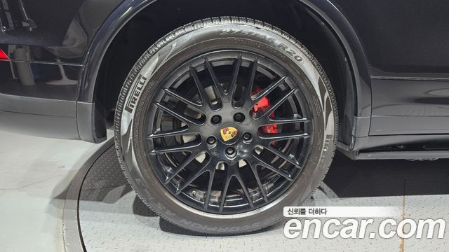 Porsche Cayenne 3.0 Diesel Platium Edition 958 2017 — фото 5
