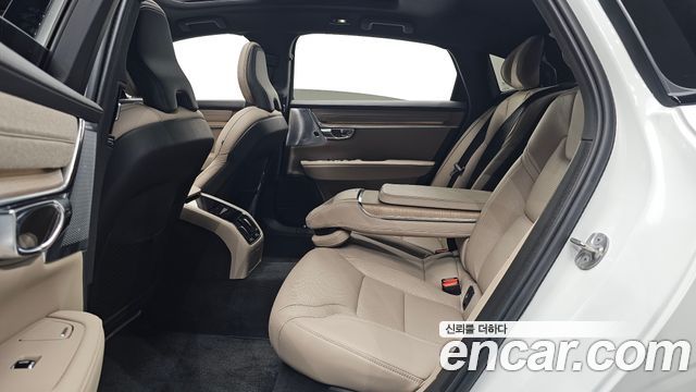 Volvo S90 B5 Ultra Dark Air Sus 2026 — фото 11