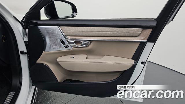 Volvo S90 B5 Ultra Dark Air Sus 2026 — фото 24