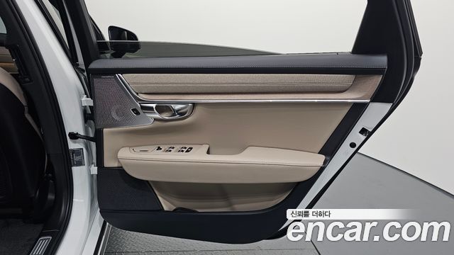 Volvo S90 B5 Ultra Dark Air Sus 2026 — фото 25